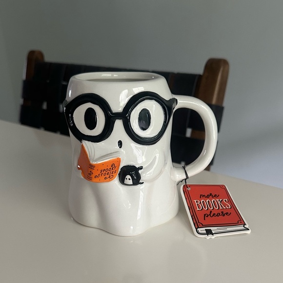 Marshalls Ghost Reading a Book Mug Spooky Stories Halloween NWT - Picture 1 of 4